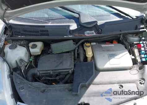 2004 Toyota Prius from USA, damaged, VIN JTDKB22U240051696